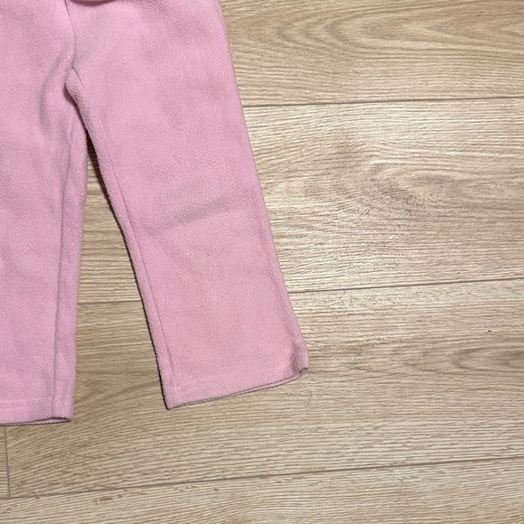 Girls 3 pieces Children’s Place Pink and Black Outfit. Fleece hoodie and pant - Picture 4 of 6